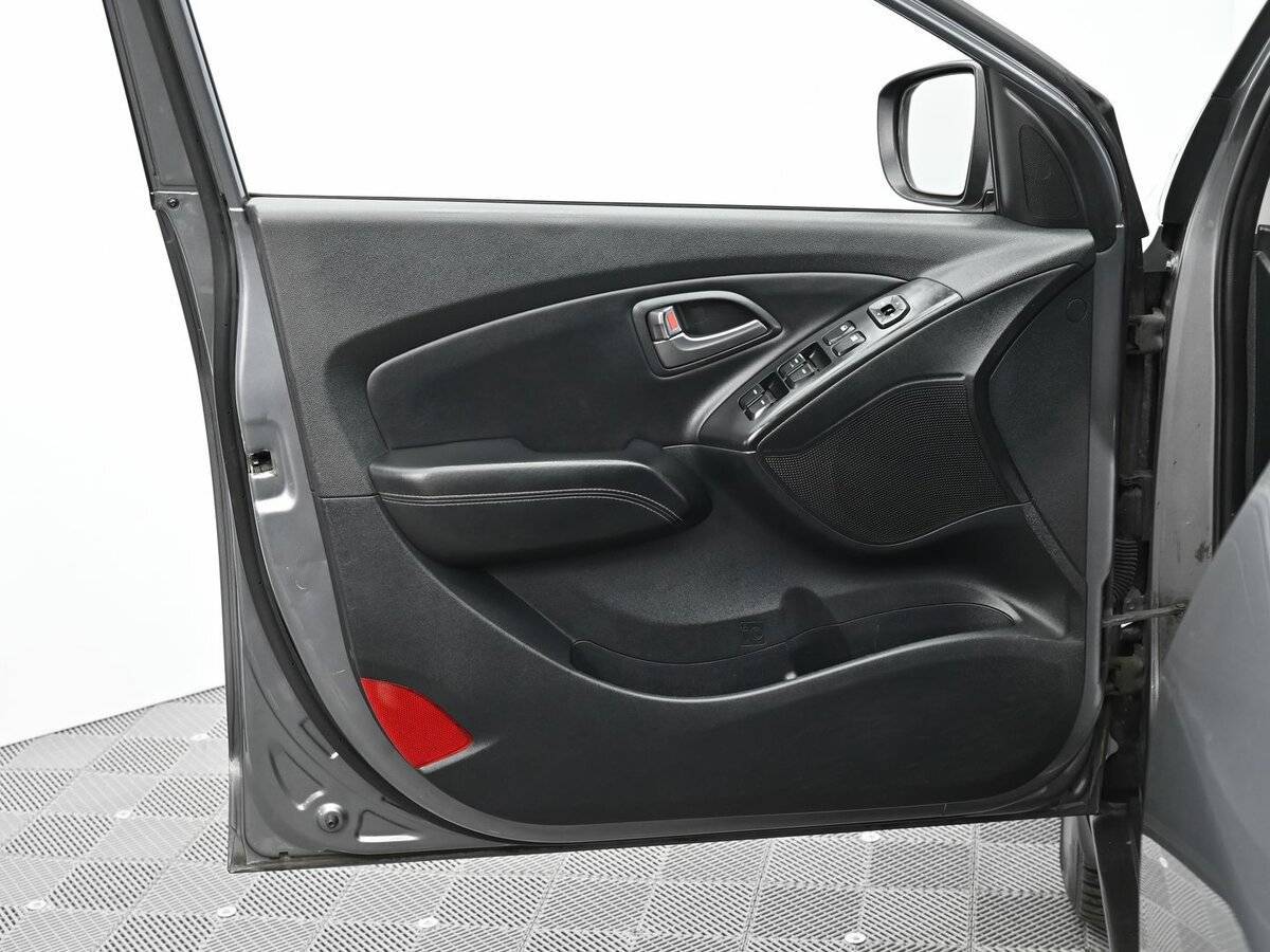 Hyundai ix35 с пробегом — 2014 год. Фото: #6