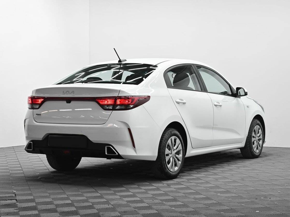 Kia Rio с пробегом — 2022 год. Фото: #3
