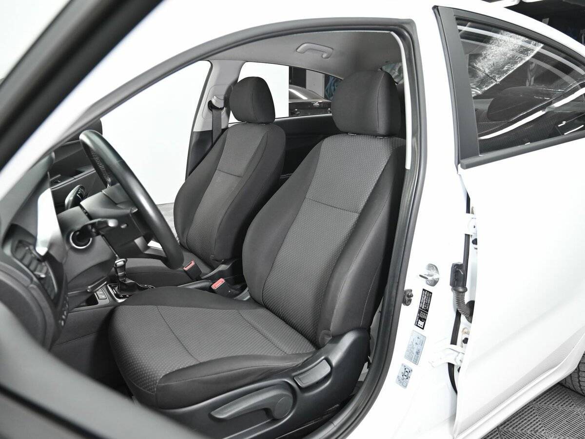 Kia Rio с пробегом — 2022 год. Фото: #6