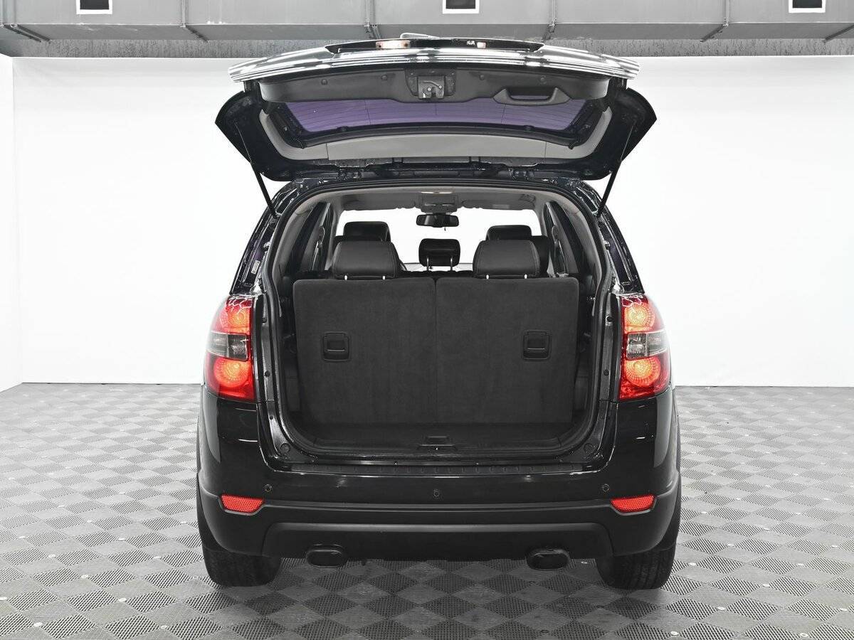 Chevrolet Captiva с пробегом — 2012 год. Фото: #4