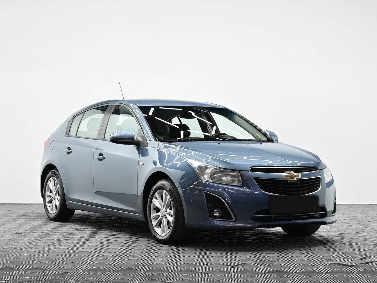 Chevrolet Cruze с пробегом — 2012 год. Фото: #1
