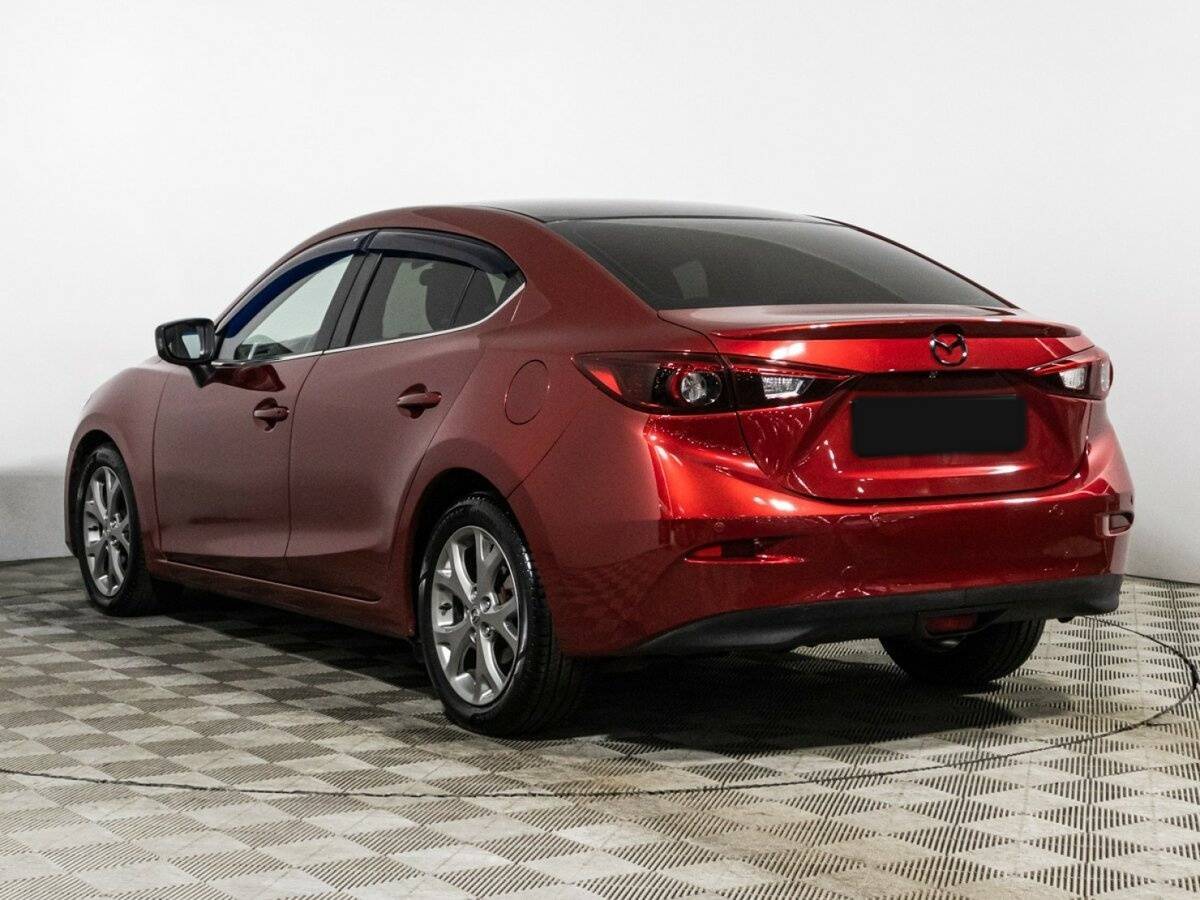 Mazda 3 с пробегом — 2013 год. Фото: #6