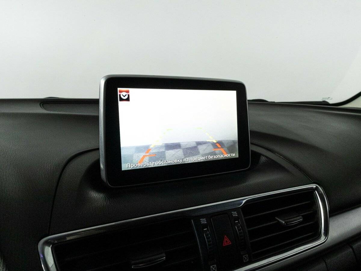 Mazda 3 с пробегом — 2013 год. Фото: #15