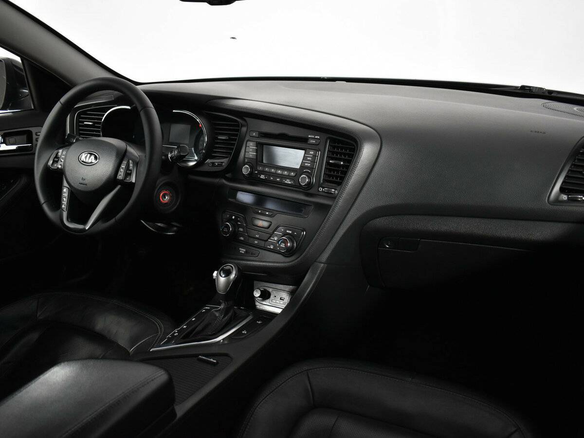 Kia Optima с пробегом — 2013 год. Фото: #9