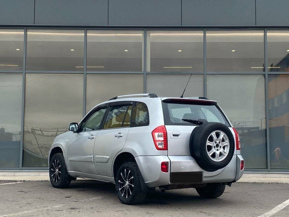 Chery Tiggo (T11) с пробегом — 2014 год. Фото: #4