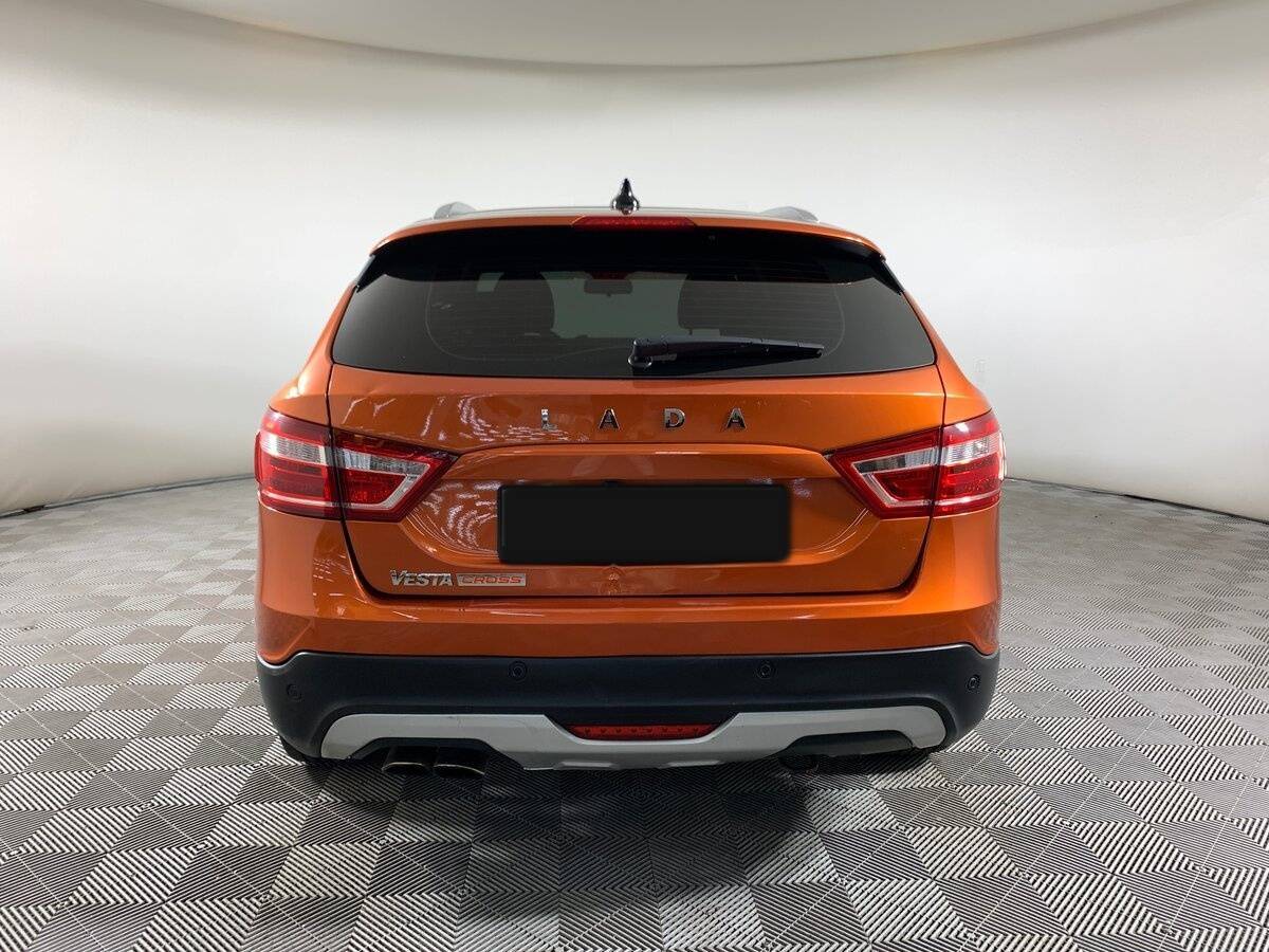 Lada (ВАЗ) Vesta с пробегом — 2021 год. Фото: #5