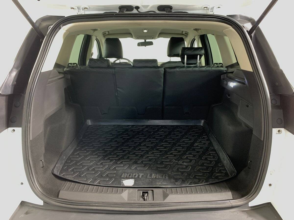 Ford Kuga с пробегом — 2013 год. Фото: #18