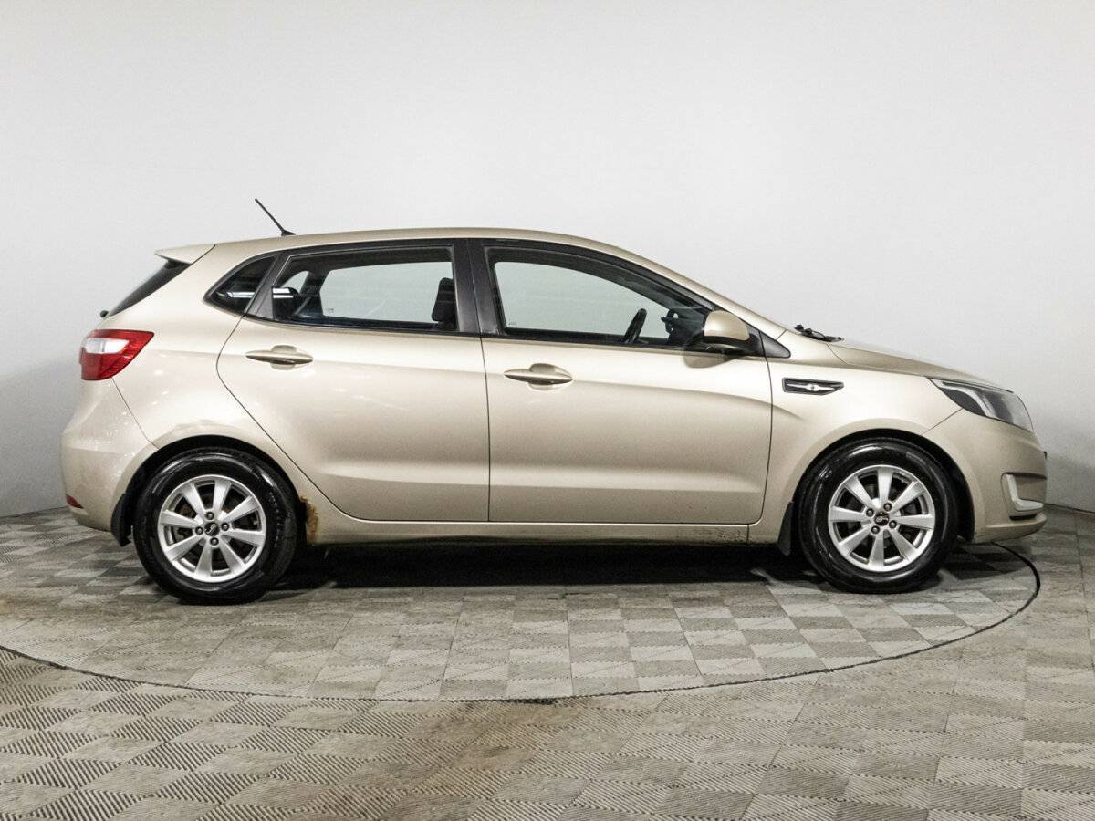 Kia Rio с пробегом — 2014 год. Фото: #3