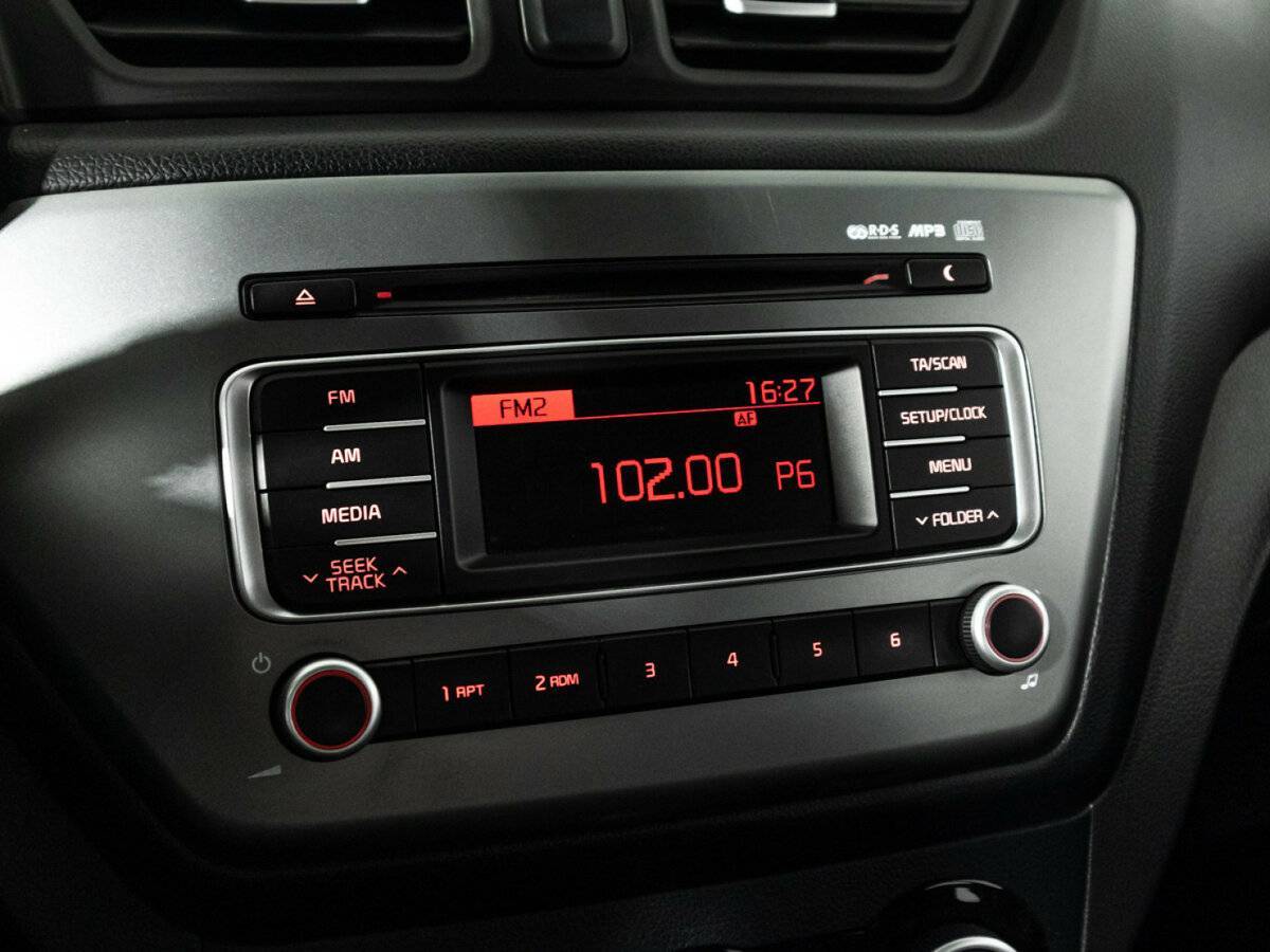 Kia Rio с пробегом — 2016 год. Фото: #15