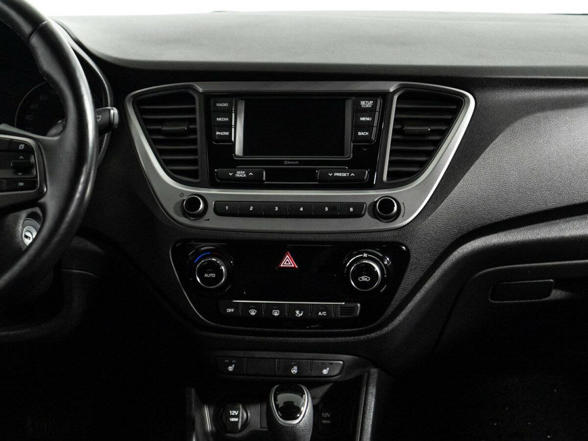 Hyundai Solaris с пробегом — 2017 год. Фото: #13