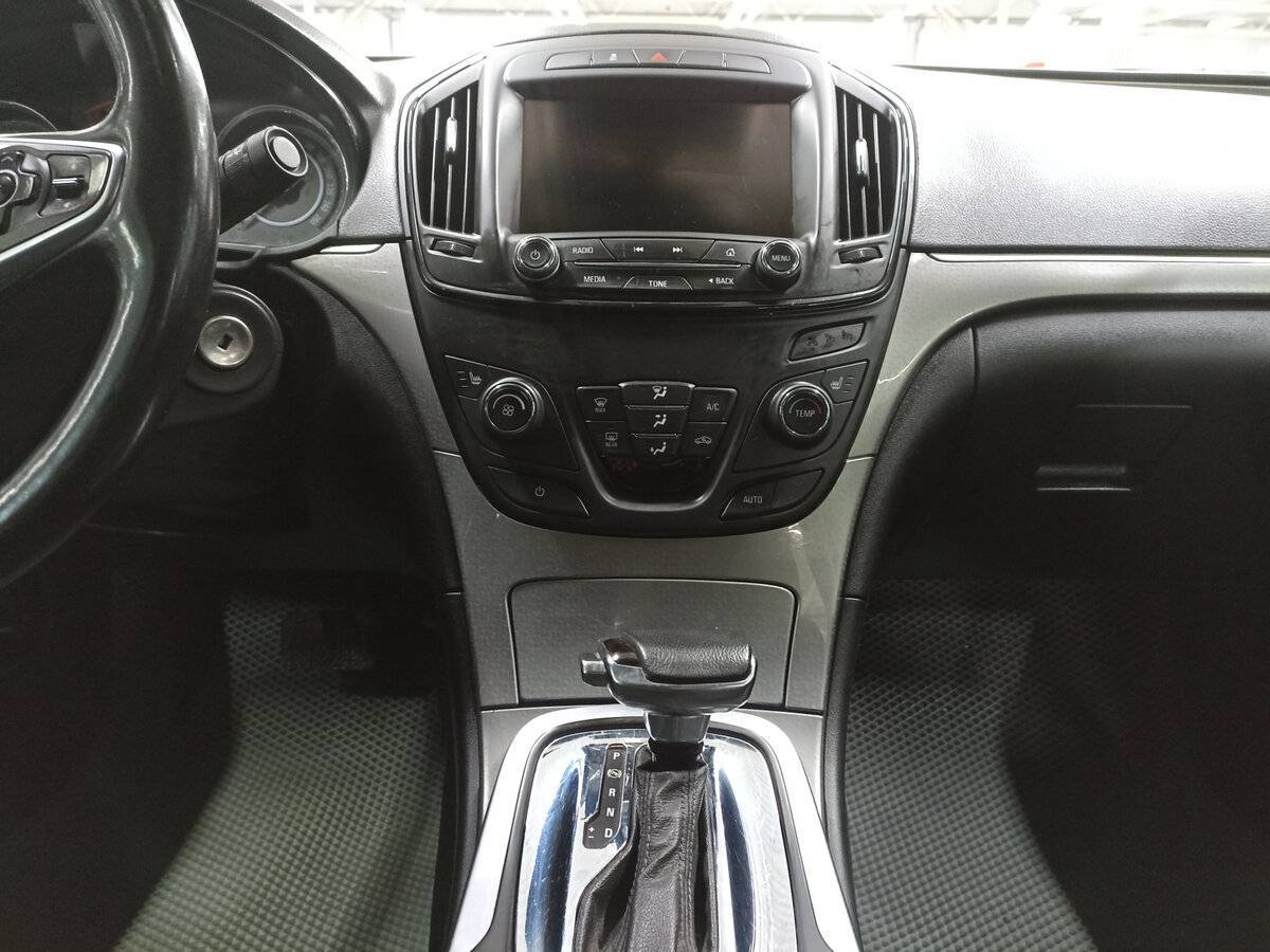 Opel Insignia с пробегом — 2014 год. Фото: #14