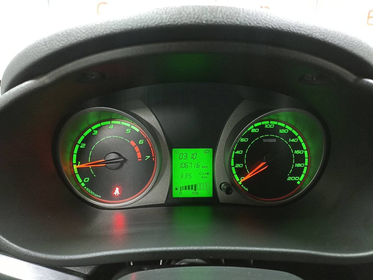 Lada (ВАЗ) Kalina с пробегом — 2013 год. Фото: #12