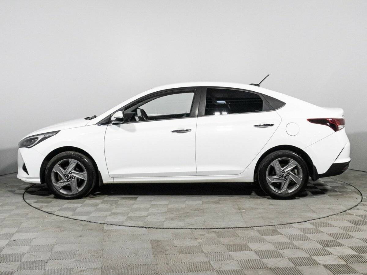 Hyundai Solaris с пробегом — 2020 год. Фото: #7