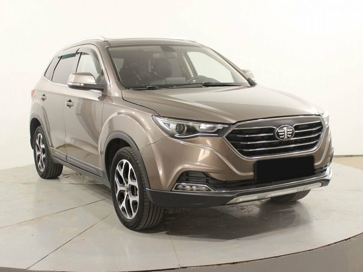 FAW Besturn X40 с пробегом — 2019 год. Фото: #6
