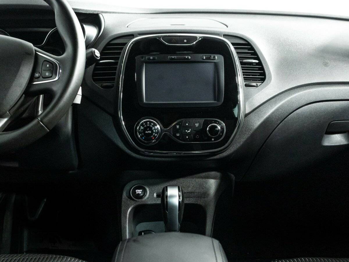 Renault Kaptur с пробегом — 2017 год. Фото: #13