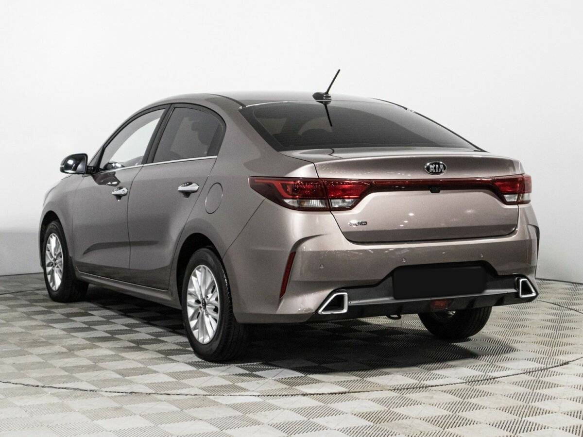 Kia Rio с пробегом — 2021 год. Фото: #6