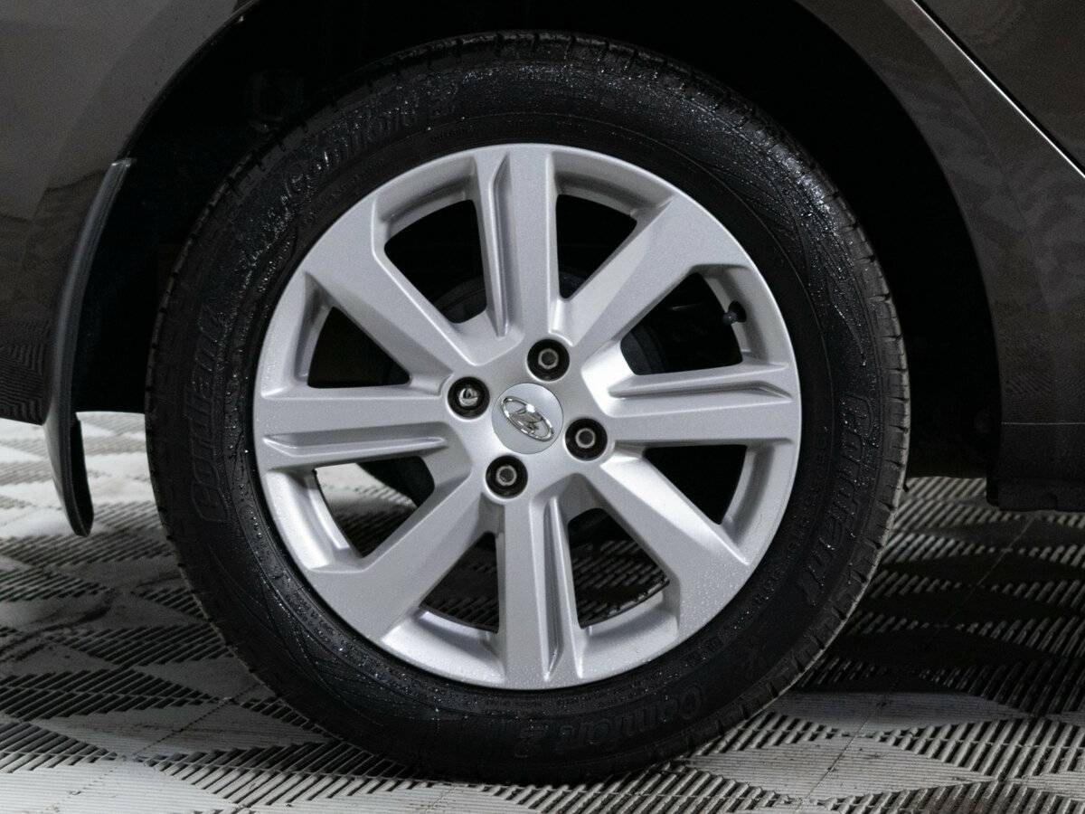 Lada (ВАЗ) Vesta с пробегом — 2020 год. Фото: #13