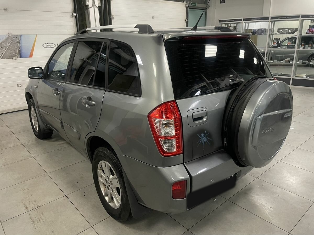 Chery Tiggo (T11) с пробегом — 2014 год. Фото: #2