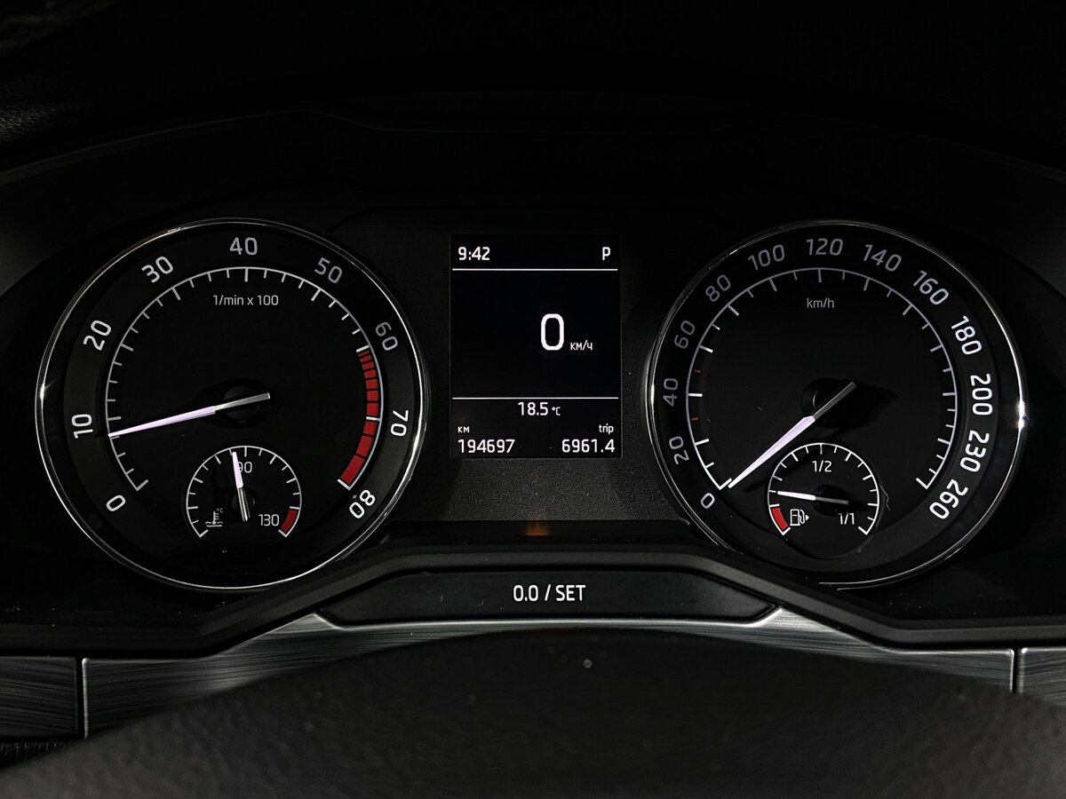 Skoda Superb с пробегом — 2020 год. Фото: #9