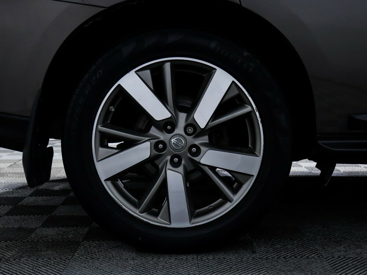 Nissan Pathfinder с пробегом — 2015 год. Фото: #13