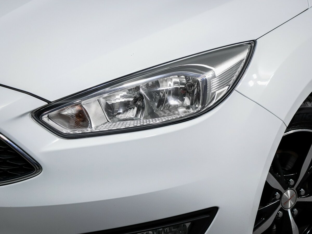 Ford Focus с пробегом — 2017 год. Фото: #12