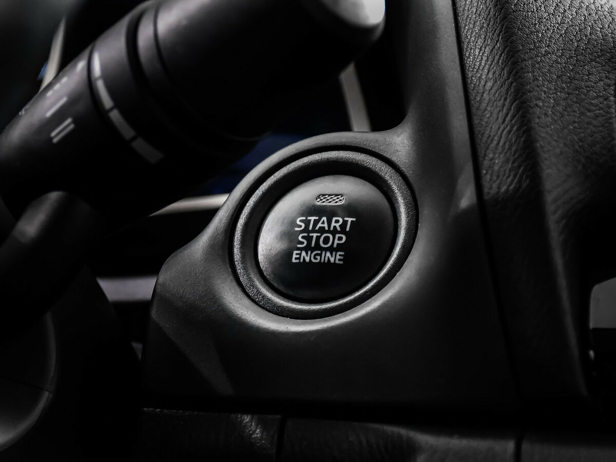 Mazda 3 с пробегом — 2015 год. Фото: #14