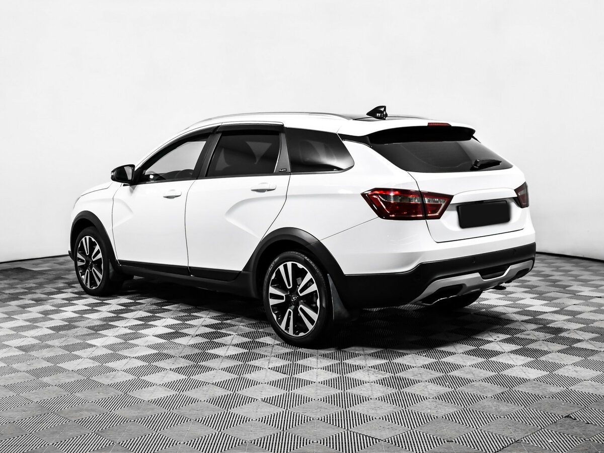 Lada (ВАЗ) Vesta с пробегом — 2020 год. Фото: #5