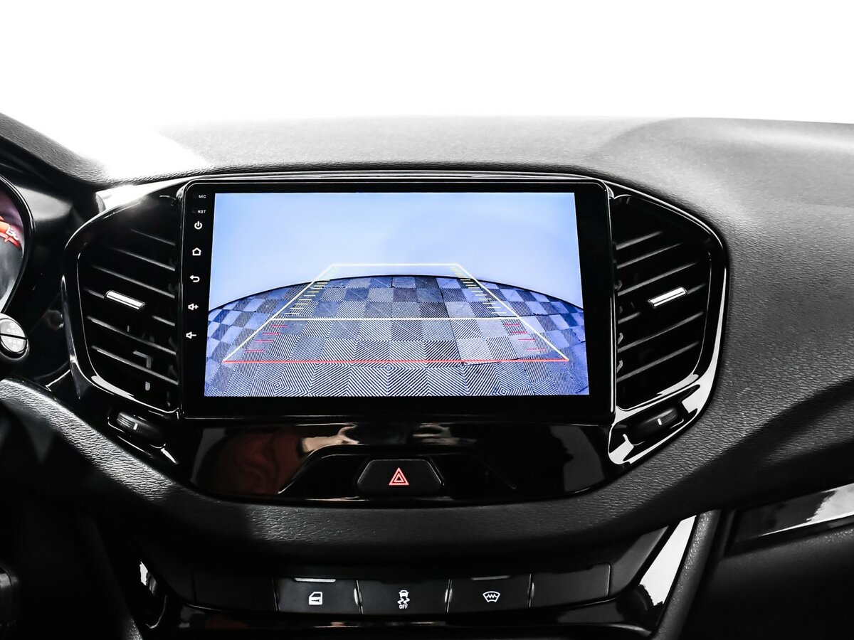 Lada (ВАЗ) Vesta с пробегом — 2020 год. Фото: #12