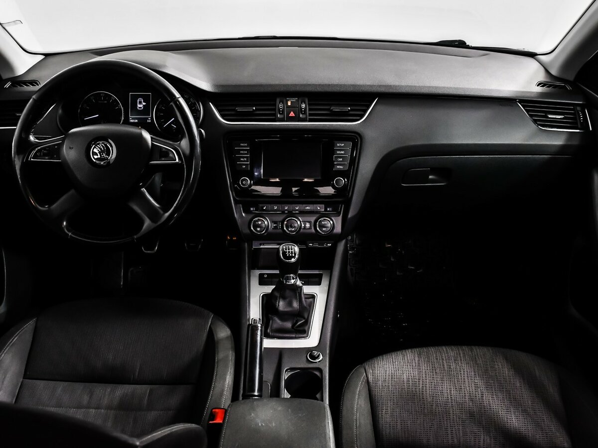 Купить Шкода Октавия, 2014, 193 124 км.. Фото: #12