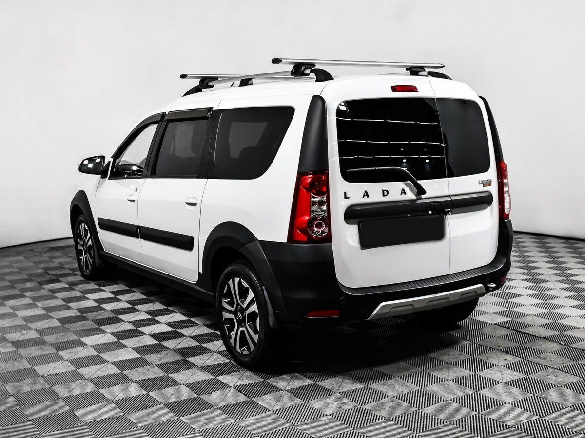 Lada (ВАЗ) Largus с пробегом — 2021 год. Фото: #6
