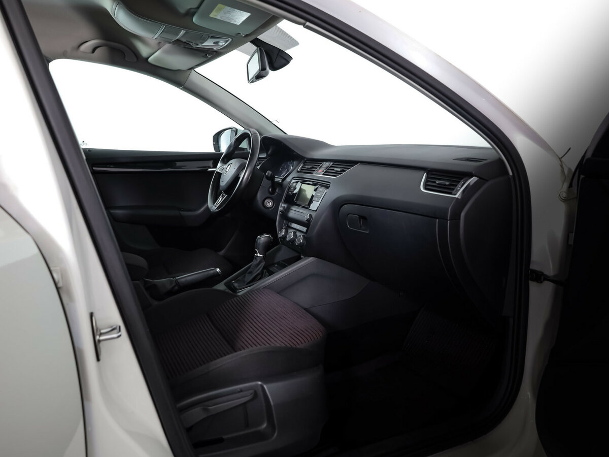 Купить Шкода Октавия, 2015, 210 089 км.. Фото: #18