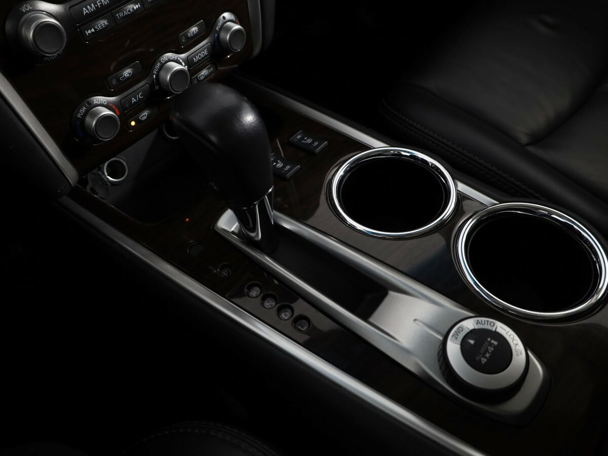 Nissan Pathfinder с пробегом — 2014 год. Фото: #13