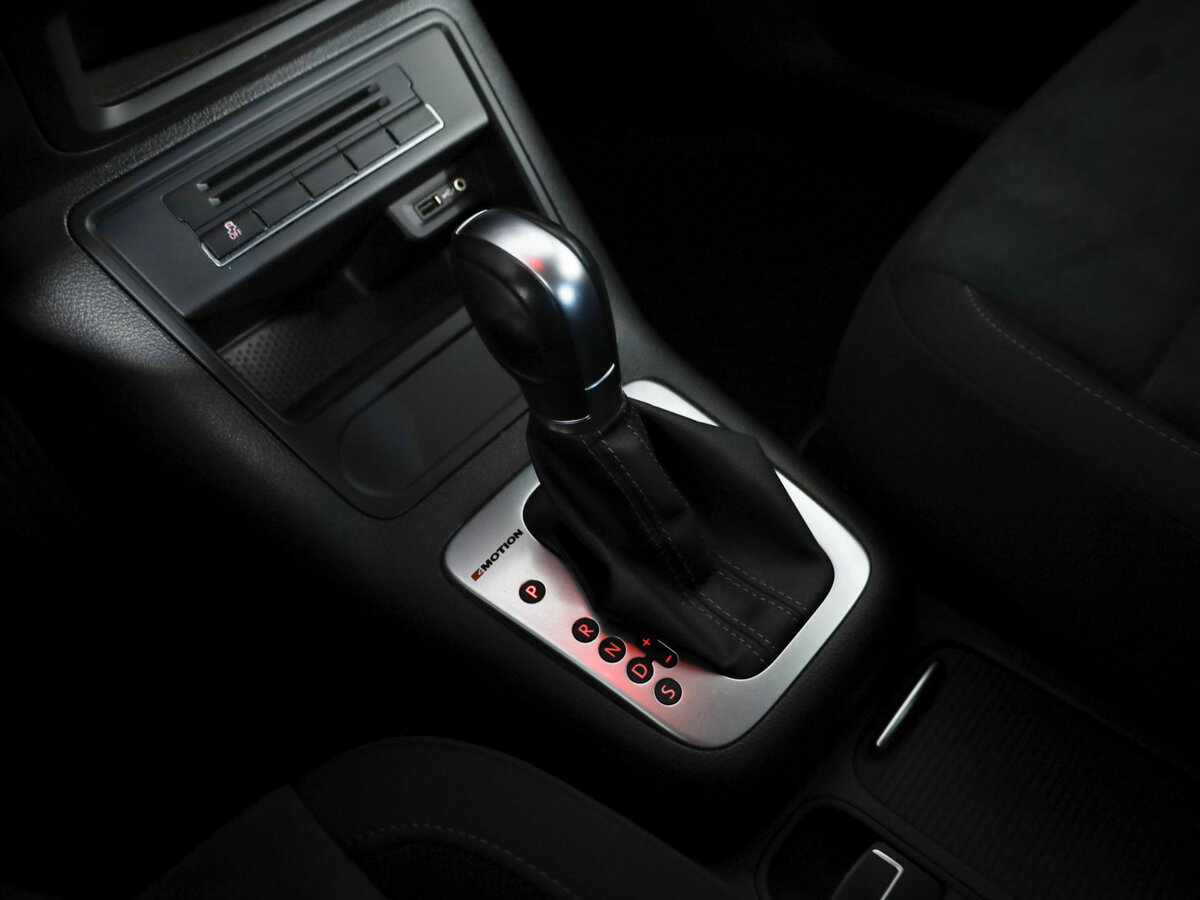 Volkswagen Tiguan с пробегом — 2016 год. Фото: #22