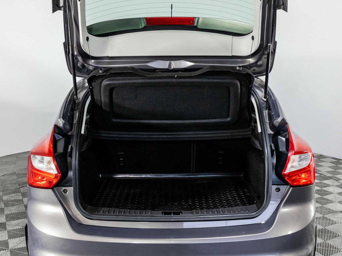 Ford Focus с пробегом — 2014 год. Фото: #17