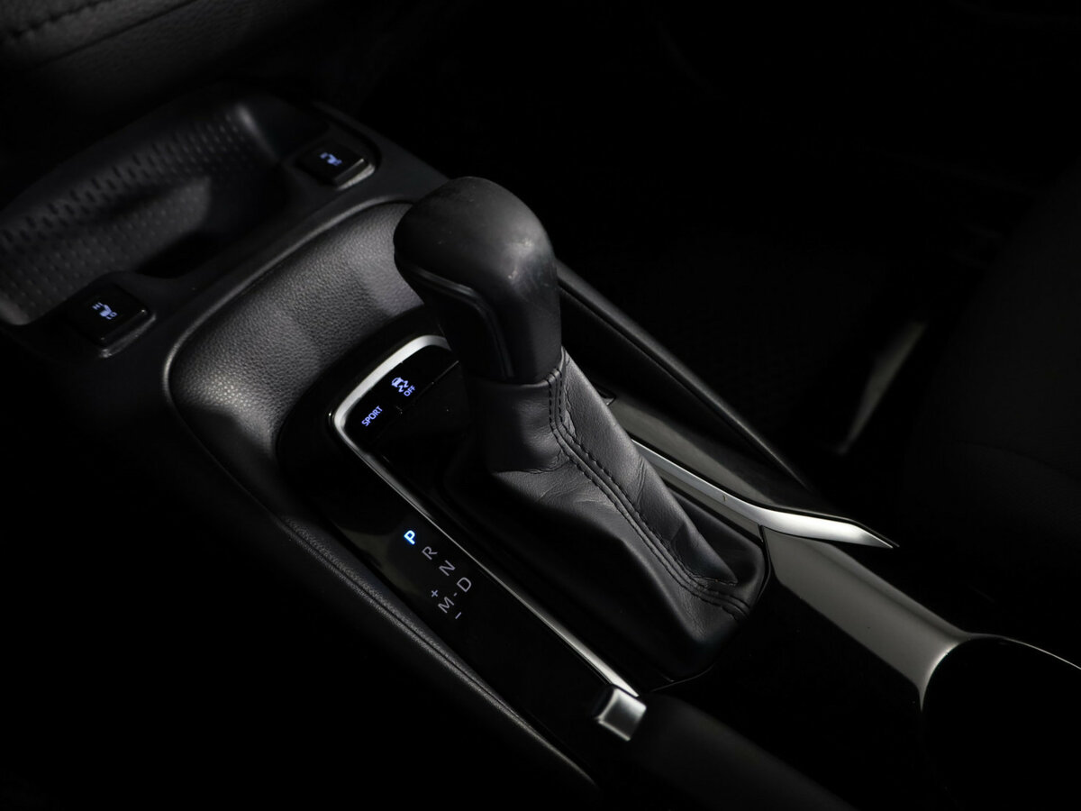 Toyota Corolla с пробегом — 2019 год. Фото: #13