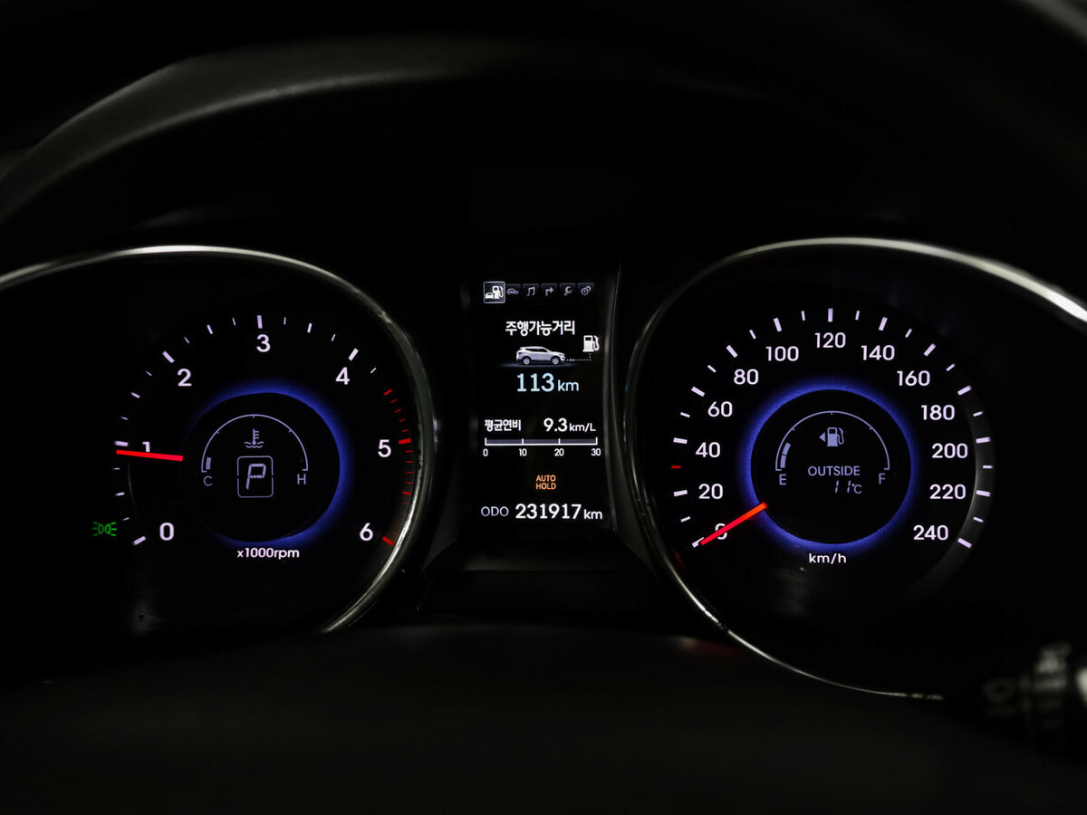 Hyundai Santa Fe с пробегом — 2012 год. Фото: #11