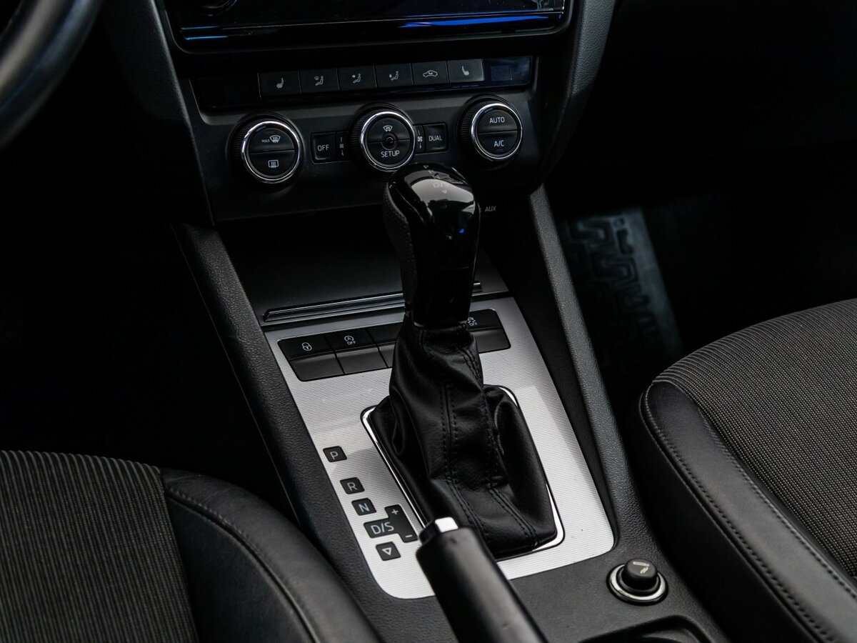 Skoda Octavia с пробегом — 2014 год. Фото: #9
