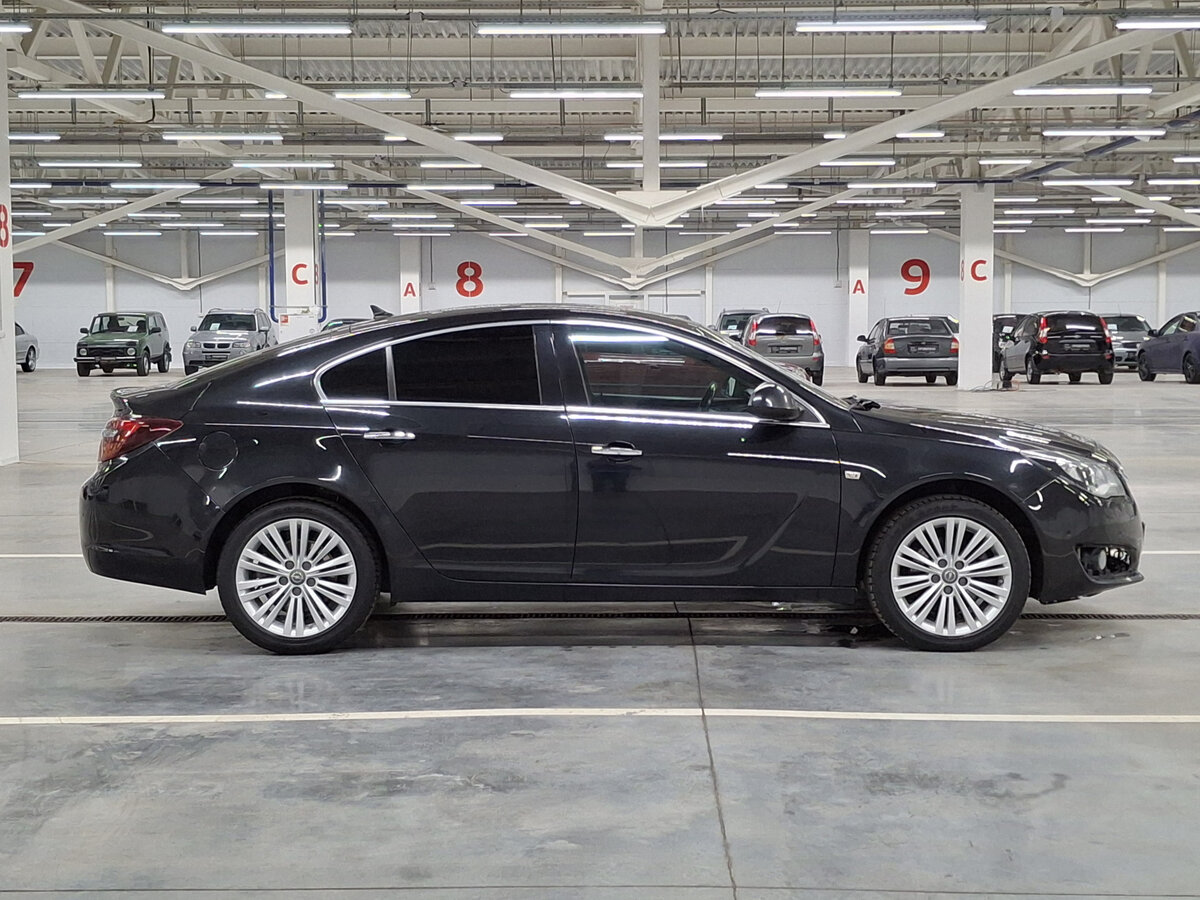 Opel Insignia с пробегом — 2014 год. Фото: #3