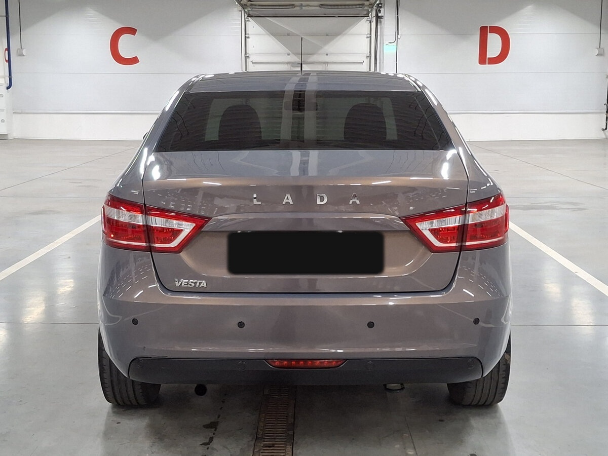 Lada (ВАЗ) Vesta с пробегом — 2019 год. Фото: #5