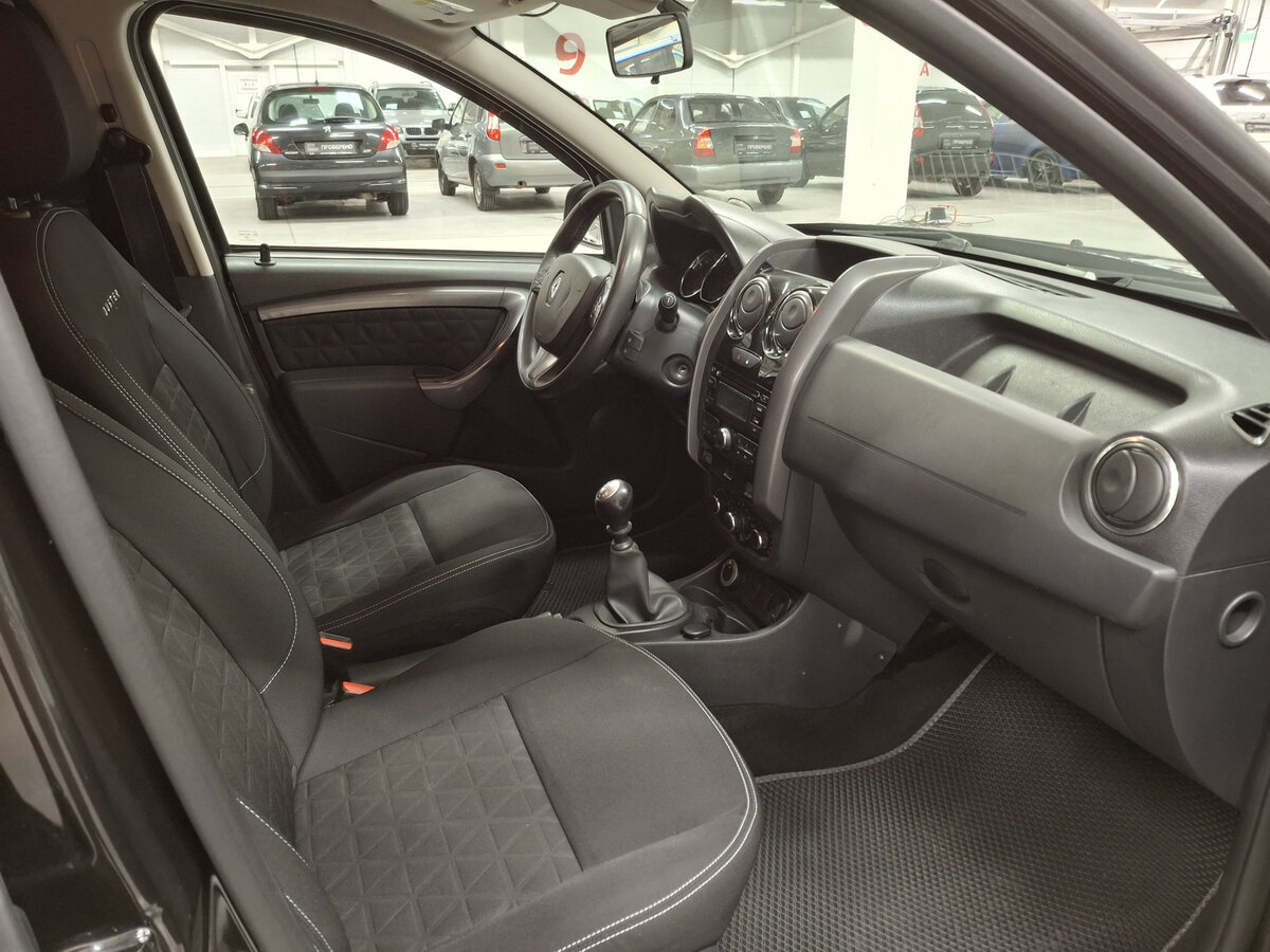 Renault Duster с пробегом — 2016 год. Фото: #10