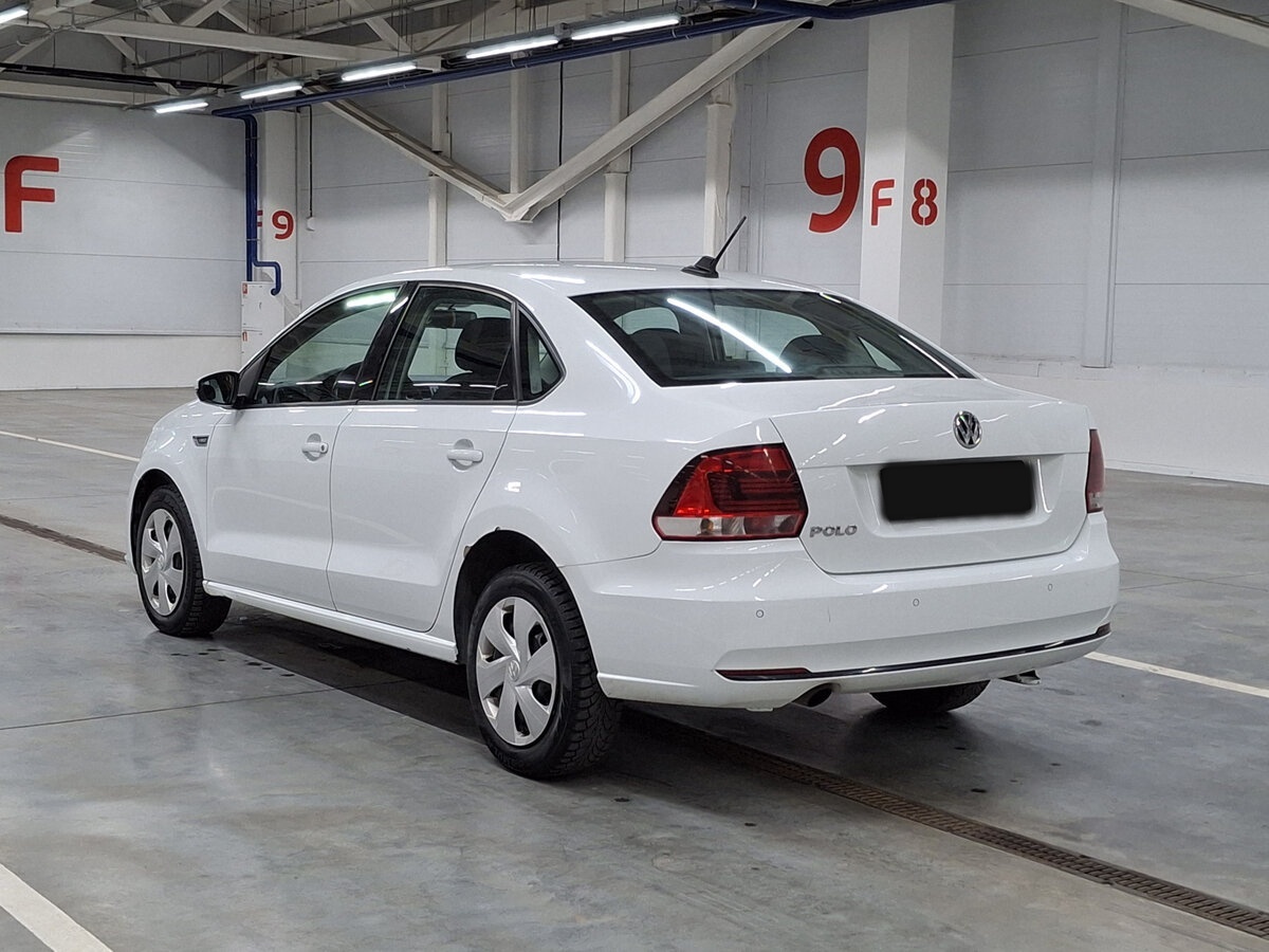 Volkswagen Polo с пробегом — 2019 год. Фото: #6