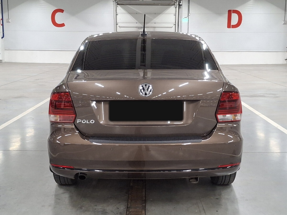 Volkswagen Polo с пробегом — 2018 год. Фото: #5