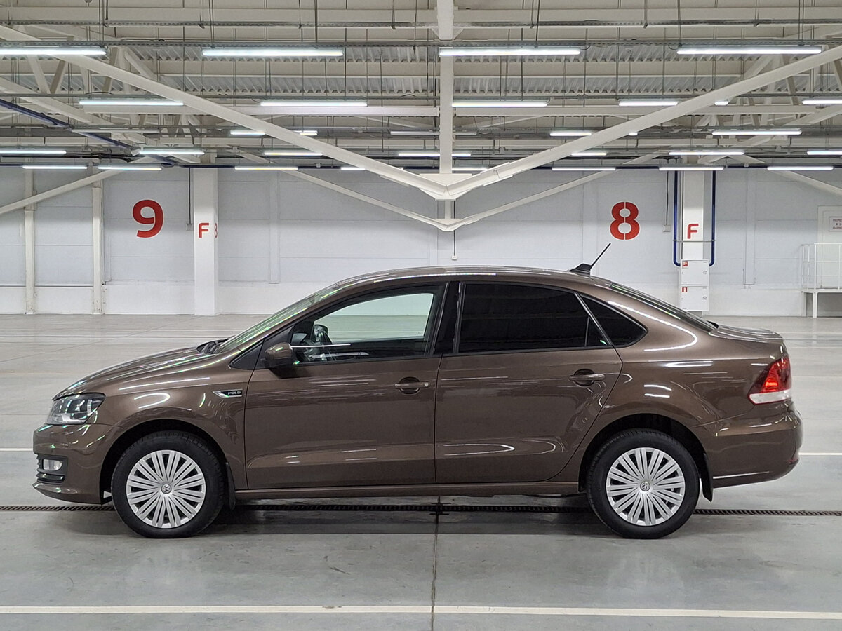 Volkswagen Polo с пробегом — 2018 год. Фото: #7