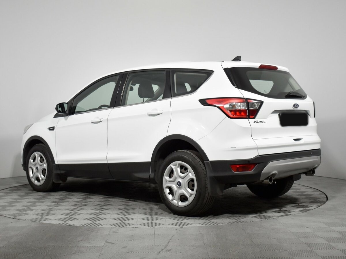 Ford Kuga с пробегом — 2019 год. Фото: #5