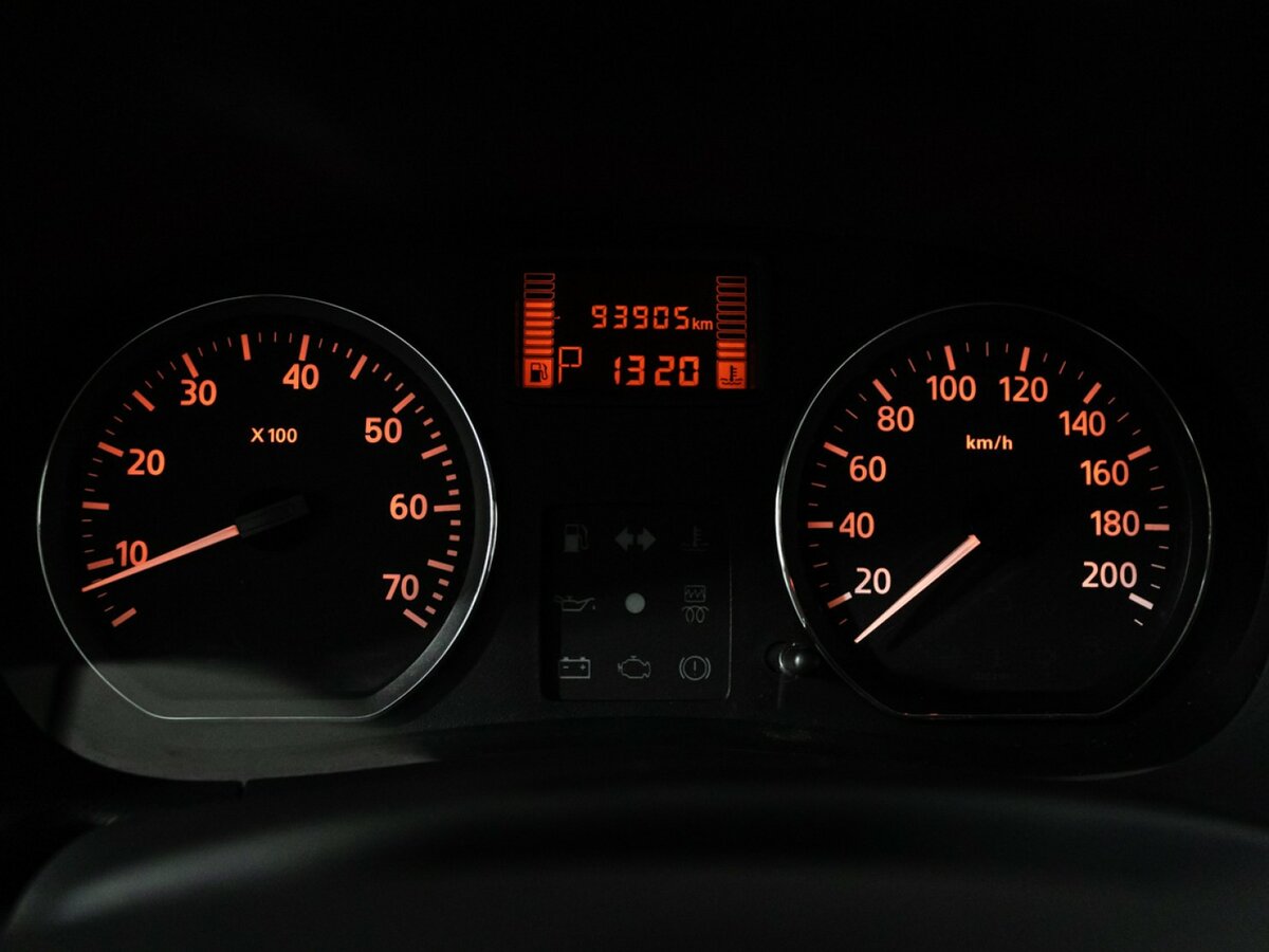 Nissan Terrano с пробегом — 2014 год. Фото: #11