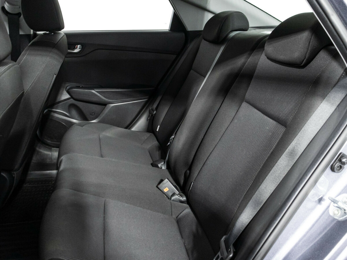 Hyundai Solaris с пробегом — 2020 год. Фото: #8