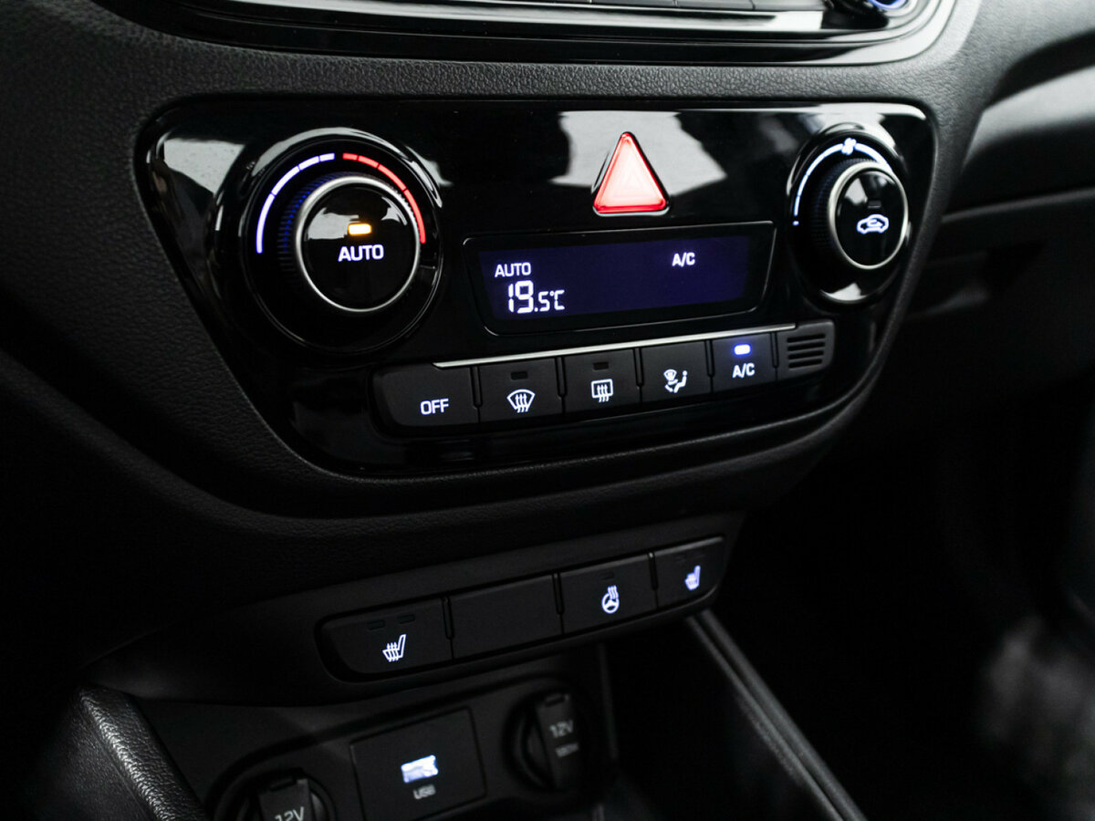 Hyundai Solaris с пробегом — 2020 год. Фото: #13