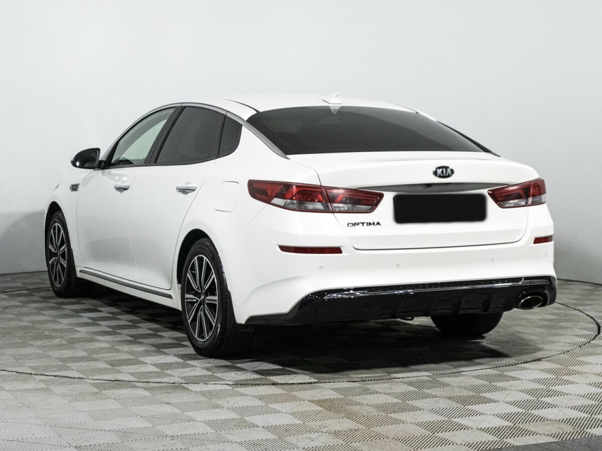 Kia Optima с пробегом — 2018 год. Фото: #6