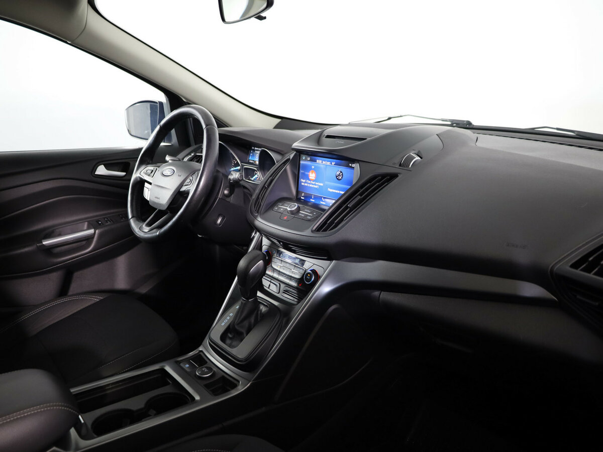 Ford Kuga с пробегом — 2018 год. Фото: #11