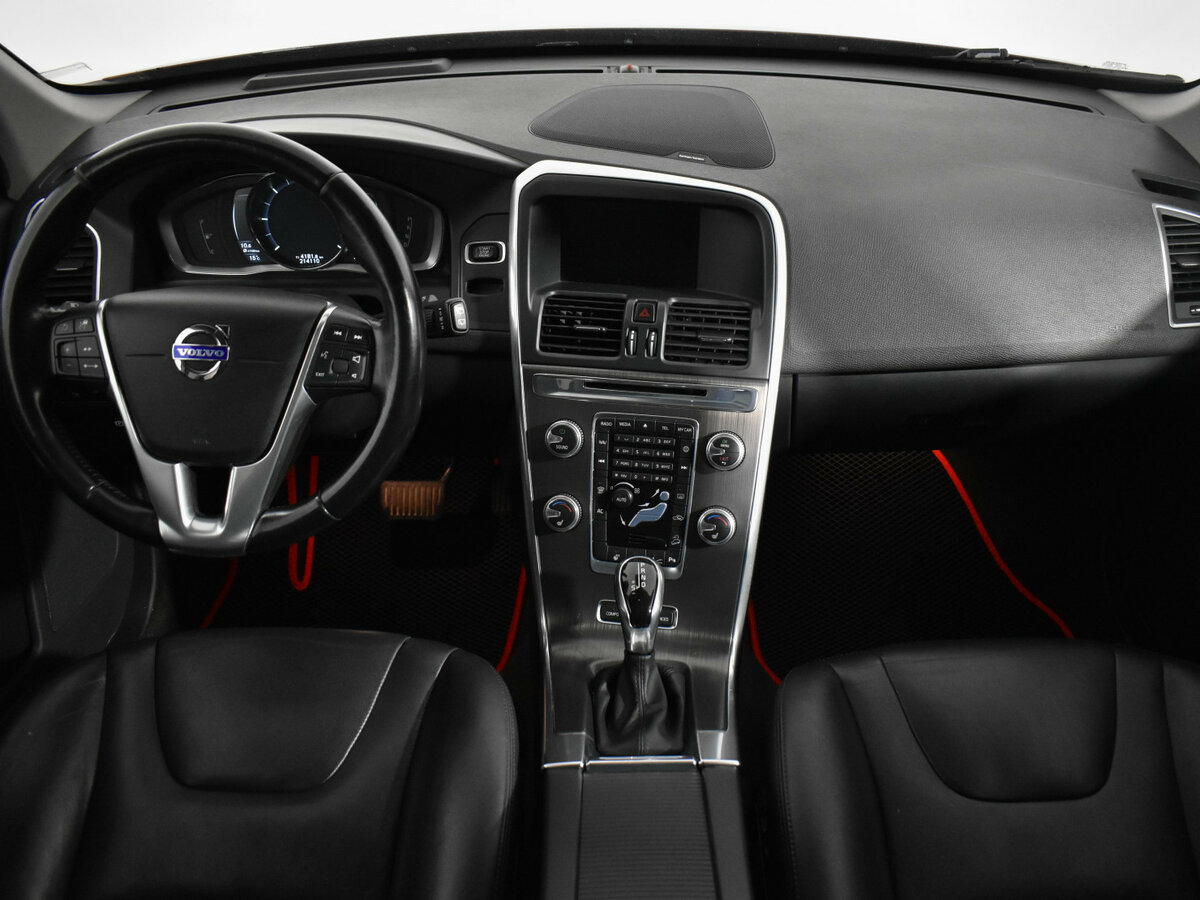 Volvo XC60 с пробегом — 2015 год. Фото: #12